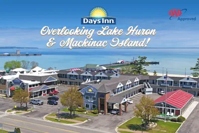 Photo 2 - Days Inn by Wyndham Mackinaw City - Lakeview