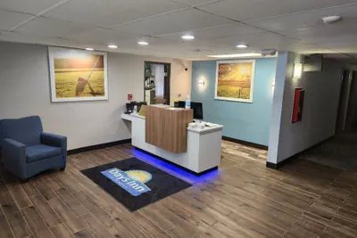 Photo 3 - Days Inn by Wyndham Sioux Falls Airport