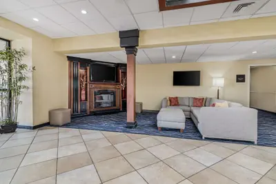 Photo 4 - Best Western Plus Augusta Civic Center Inn