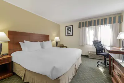 Photo 2 - Best Western Plus Augusta Civic Center Inn
