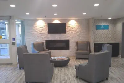 Photo 2 - Clarion Pointe - Greensboro Coliseum Area