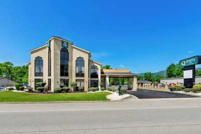 Photo 2 - Quality Inn Salem - I-81