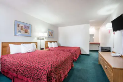 Photo 5 - Days Inn by Wyndham Gallup