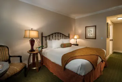 Photo 5 - The Monterey Hotel