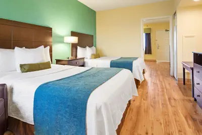 Photo 5 - Best Western Plus Deerfield Beach Hotel & Suites