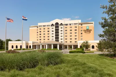 Photo 2 - Embassy Suites by Hilton Kansas City International Airport