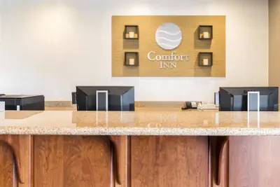 Photo 3 - Comfort Inn Humboldt Bay