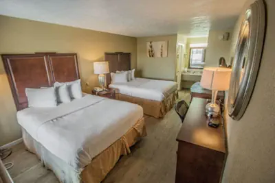 Photo 5 - Days Inn by Wyndham Fort Walton Beach