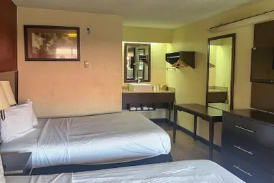 Photo 5 - Motel 6 Atlanta Smyrna / Ballpark