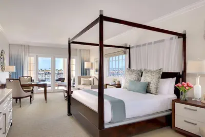 Photo 2 - Balboa Bay Resort