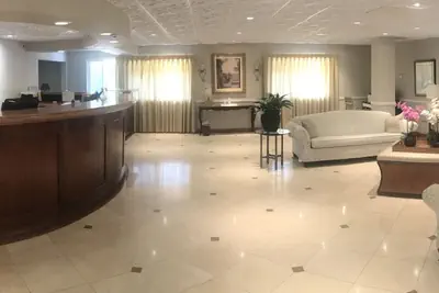 Photo 3 - Hollywood Hotel