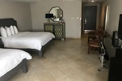Photo 5 - Hollywood Hotel