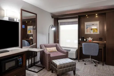 Photo 3 - Hampton Inn Janesville