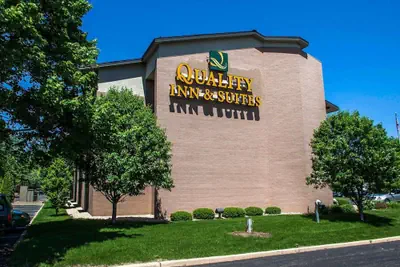 Photo 2 - Quality Inn & Suites Peoria North