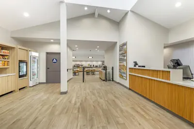 Photo 3 - Best Western Chula Vista/Otay Valley Hotel