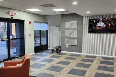 Photo 3 - Quality Inn Richmond North
