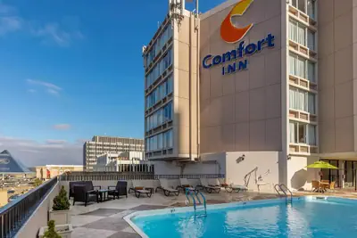 Photo 2 - Comfort Inn Memphis Downtown