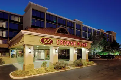 Photo 2 - Crowne Plaza Cleveland Airport by IHG