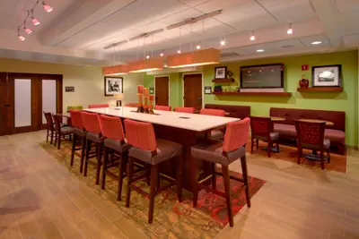 Photo 5 - Hampton Inn Salt Lake City/Sandy