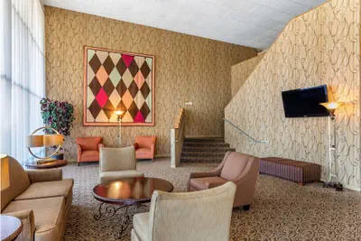 Photo 5 - Quality Inn & Suites - Greensboro-High Point
