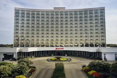Photo 2 - Chicago Marriott Oak Brook