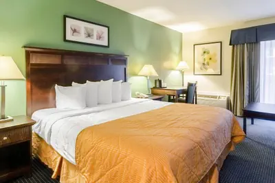 Photo 5 - Rodeway Inn & Suites Williamsburg Central