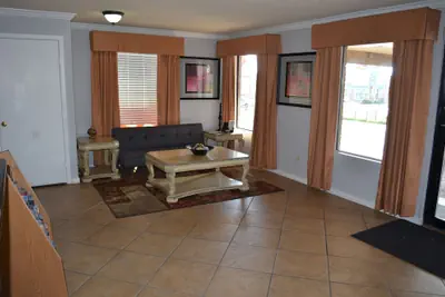 Photo 3 - Hill Country Inn & Suites