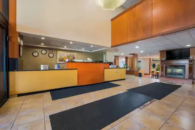 Photo 5 - Best Western Detroit Livonia