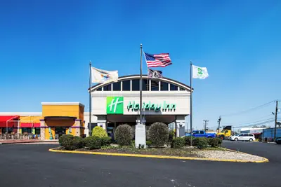 Photo 2 - Holiday Inn South Plainfield-Piscataway by IHG