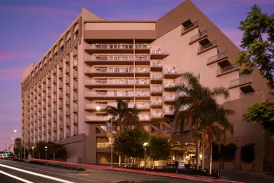 Photo 2 - Hyatt Centric Delfina Santa Monica
