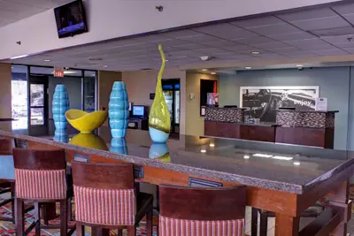 Photo 2 - Hampton Inn Daytona Speedway