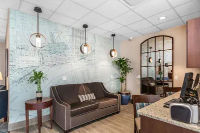 Photo 4 - Comfort Inn Bay City - Riverfront