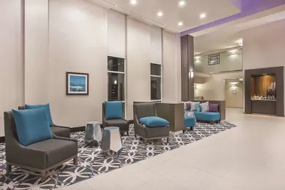Photo 3 - La Quinta Inn & Suites by Wyndham Chattanooga - East Ridge