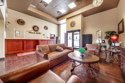 Photo 4 - Econo Lodge Black Hills