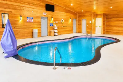 Photo 2 - Days Inn by Wyndham Hinckley
