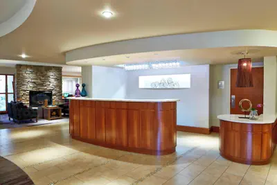 Photo 4 - Courtyard by Marriott Rochester Brighton