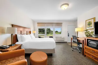 Photo 2 - Best Western Driftwood Inn
