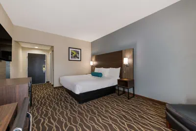 Photo 5 - Best Western Albemarle Inn