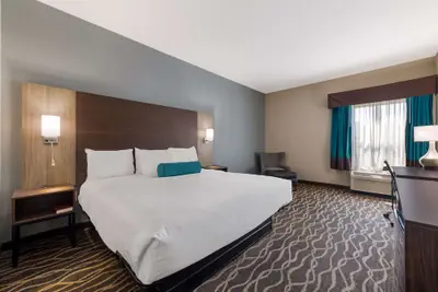 Photo 4 - Best Western Albemarle Inn