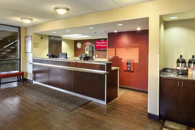 Photo 4 - Red Roof Inn PLUS+ Washington DC - Oxon Hill