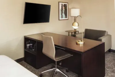Photo 5 - Embassy Suites by Hilton Tysons Corner