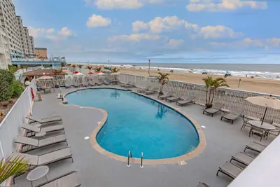 Photo 2 - Quality Inn Boardwalk