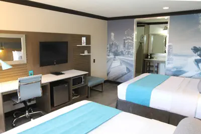Photo 3 - OC Hotel Costa Mesa