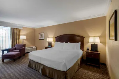 Photo 2 - Best Western Inn of the Ozarks
