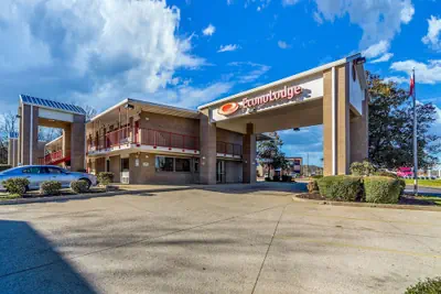 Photo 2 - Econo Lodge Meridian South