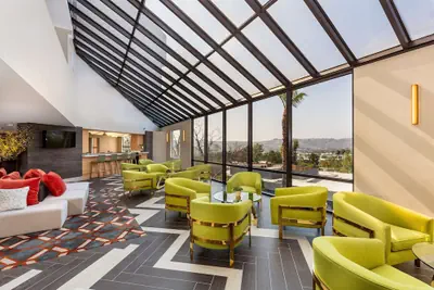 Photo 5 - DoubleTree by Hilton Pomona