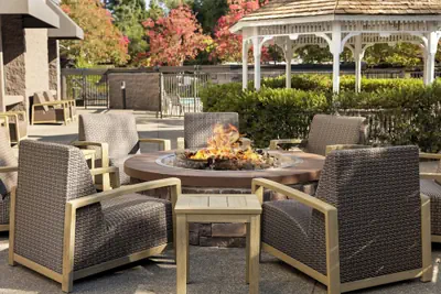 Photo 2 - Courtyard by Marriott Santa Rosa