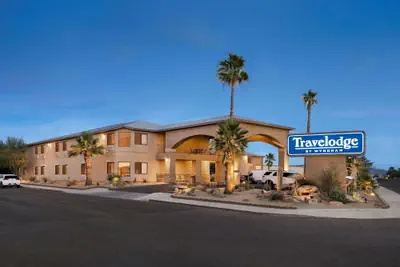 Photo 2 - Travelodge by Wyndham Lake Havasu