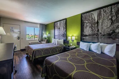 Photo 5 - Super 8 by Wyndham El Paso Airport