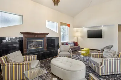 Photo 4 - Best Western Porterville Inn